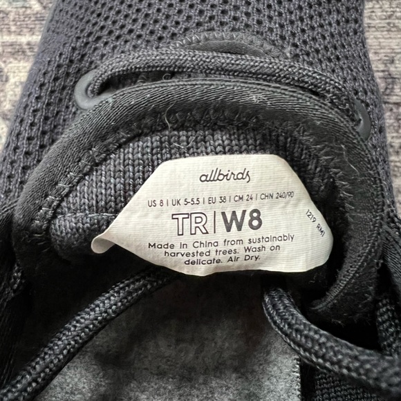 Women’s Allbird Tree Runners, size 8, navy blue - Picture 4 of 4